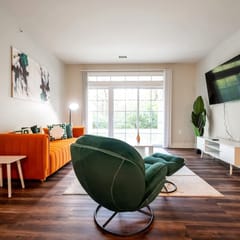 Stylish 2BR Keystone