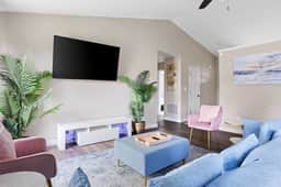 Peaceful Suburban Retreat – Spacious & Serene