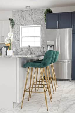 Quiet Whitestown Retreat