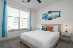 Lovely 2-Bedroom-free parking