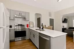 Spacious 2BR Near Downtown Indy | Free Parking - Image 5