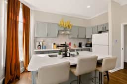 Spacious Herron-Morton Stay Near Downtown - Image 4