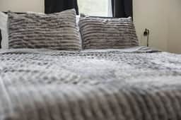 Cozy 2BR Indianapolis Home | Great Value Stay - Image 5