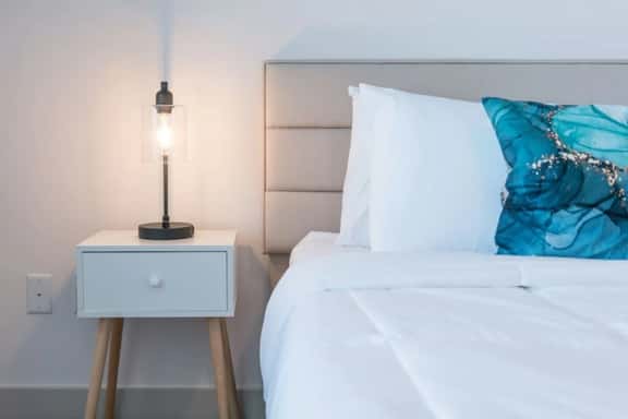 Lovely 2-Bedroom-free parking - Image 1