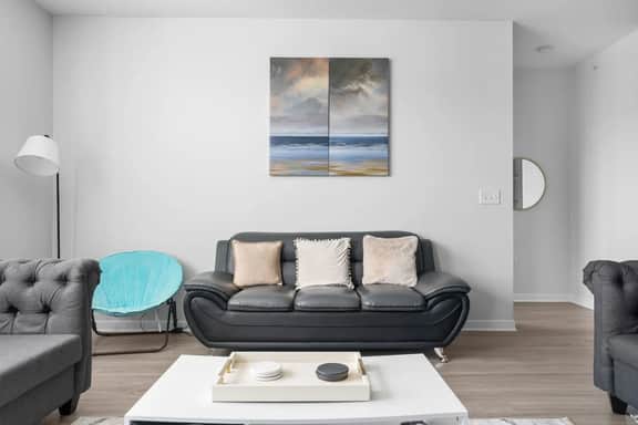 Affordable 2-Bedroom Fishers *Pool View*