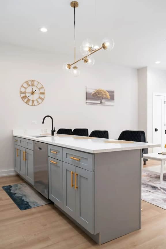 Modern 3BR Stay Near DT CHI