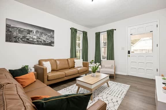 Modern & Cozy Indy Stay w/ Free Parking