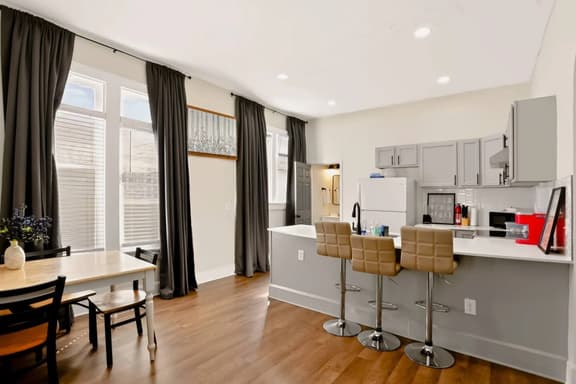 Spacious 3BR Near Downtown Indy | Sleeps 6 - Image 1